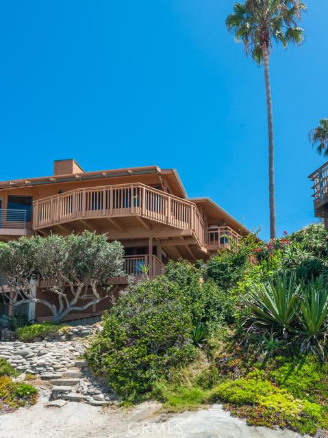 1095 Gaviota Drive, Laguna Beach CA 92651 - photo 1