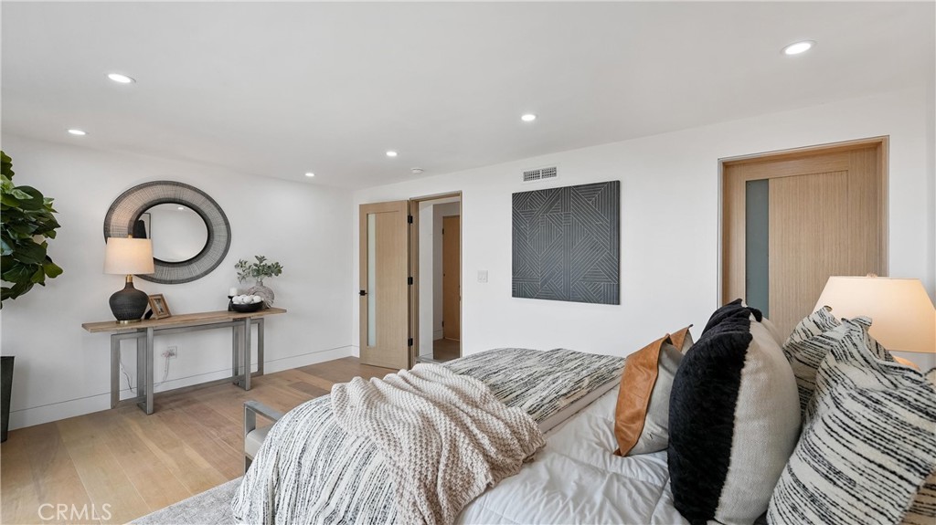 1095 Miramar, Laguna Beach CA 92651 - photo 32