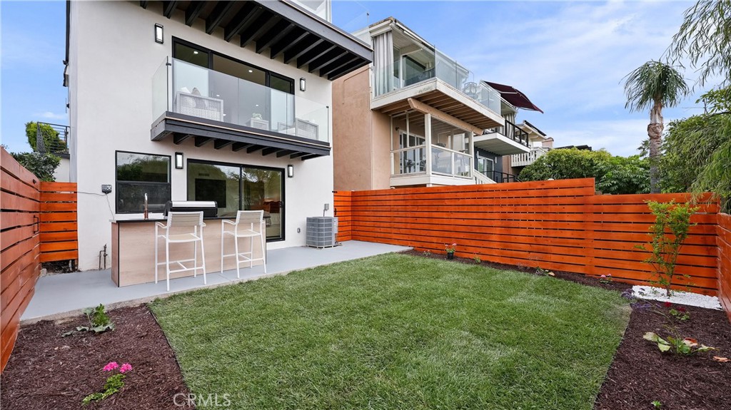 Outdoor space to enjoy the fresh Laguna Beach air with new landscaping and room to entertain - 1095 Miramar, Laguna Beach CA 92651 - photo 41