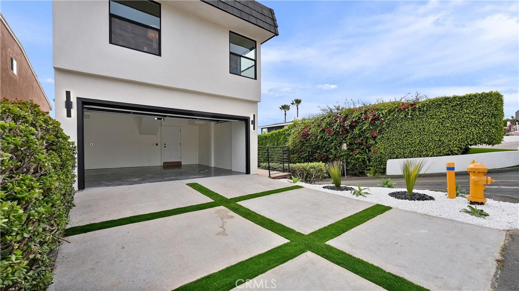 1095 Miramar, Laguna Beach CA 92651 - photo 46