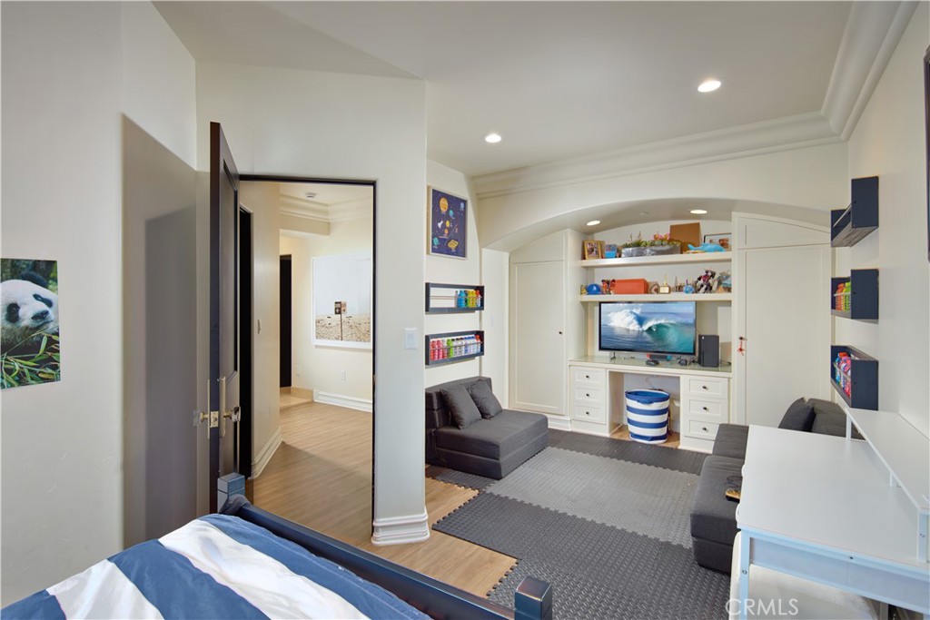 11 Emerald Bay, Laguna Beach CA 92651 - photo 18