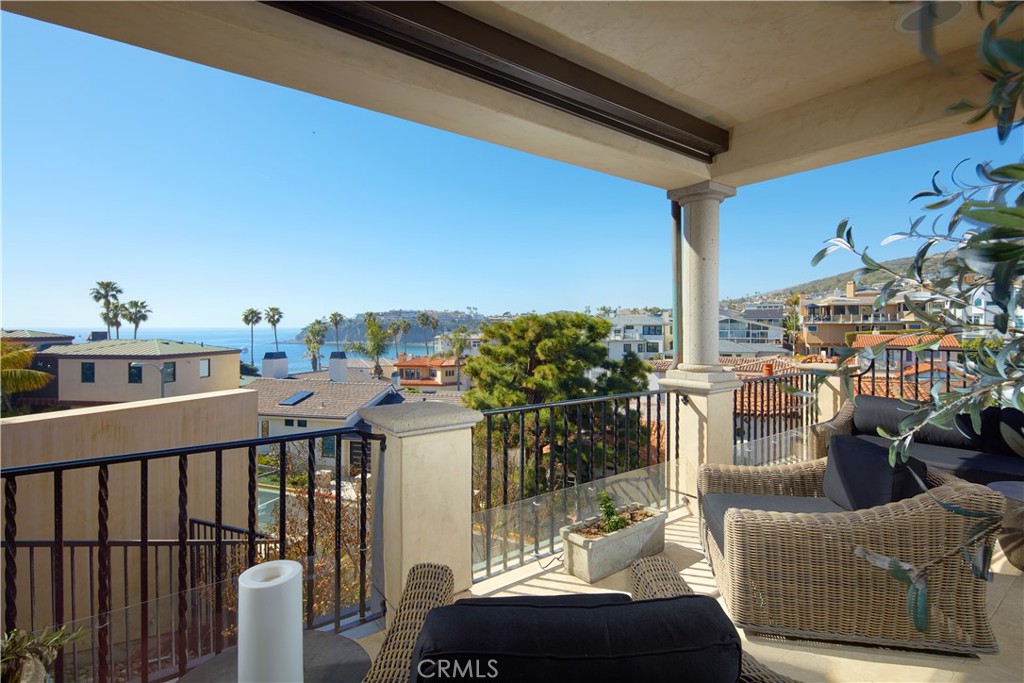 11 Emerald Bay, Laguna Beach CA 92651 - photo 25