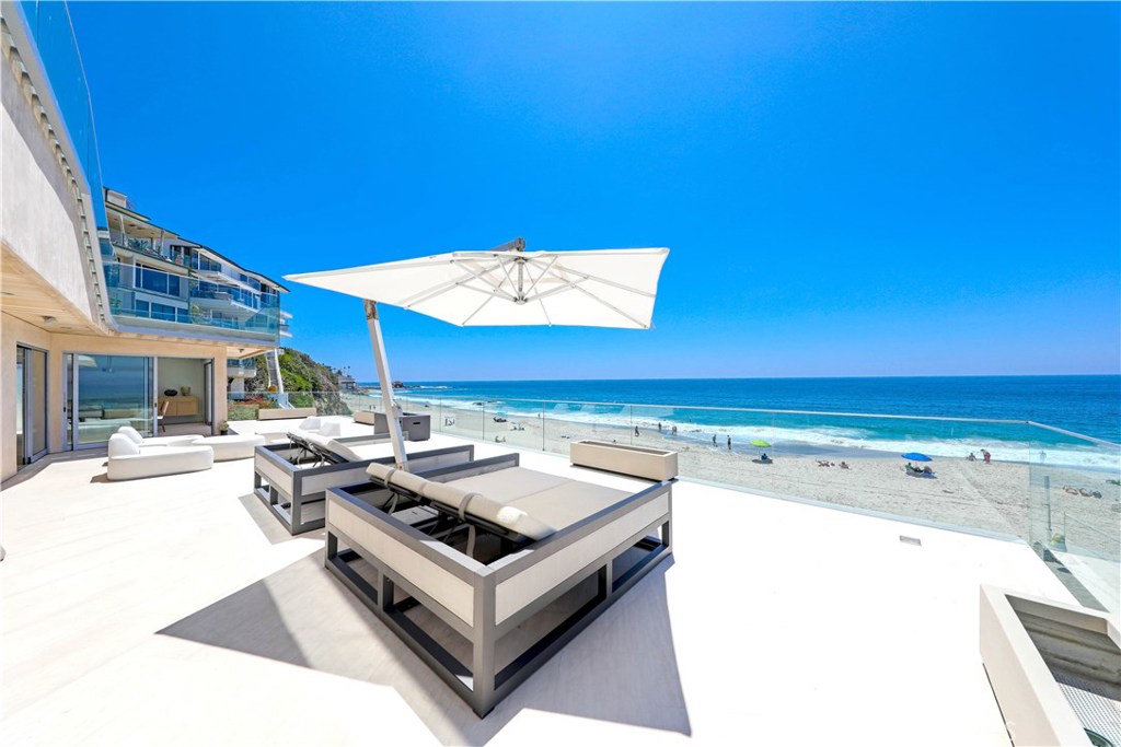 11 Lagunita Drive, Laguna Beach CA 92651 - photo 1