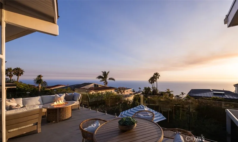 1105 Miramar, Laguna Beach, CA 92651 1105 Miramar, Laguna Beach, CA 92651
