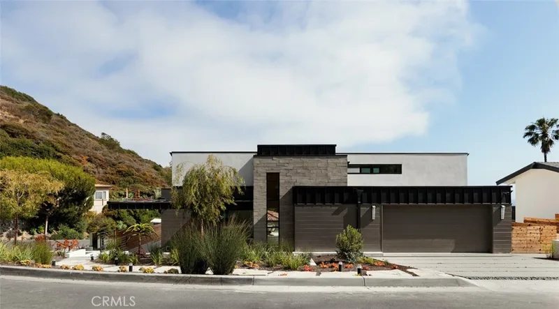 1105 Skyline Drive, Laguna Beach, CA 92651