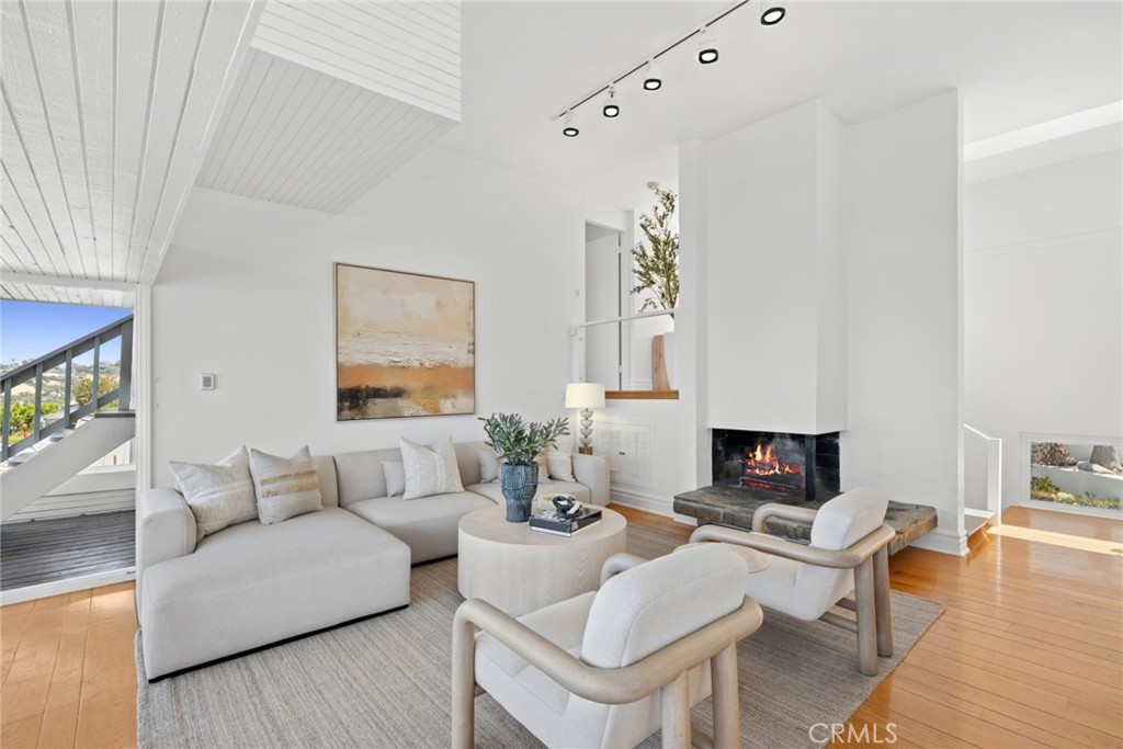 This is a rare opportunity to reimagine a remarkable property in one of the most sought-after coastal locations in South - 1105 Summit Drive, Laguna Beach CA 92651 - photo 12