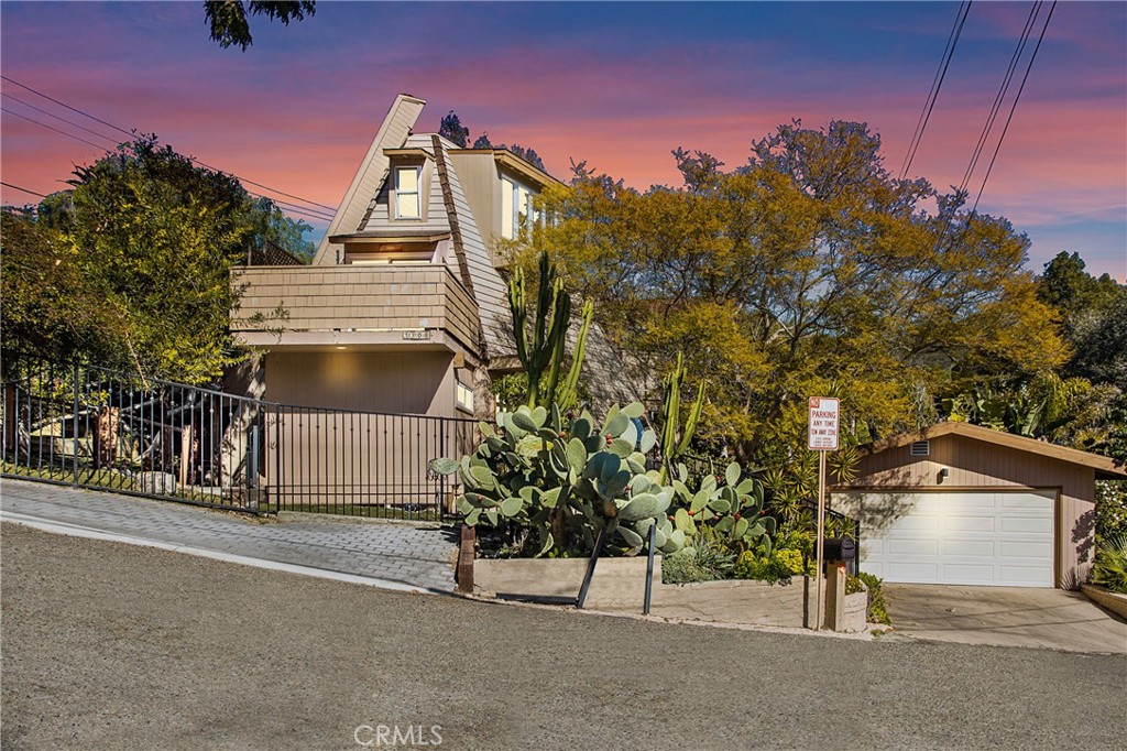 1108 Keller Way, Laguna Beach CA 92651 - photo 1