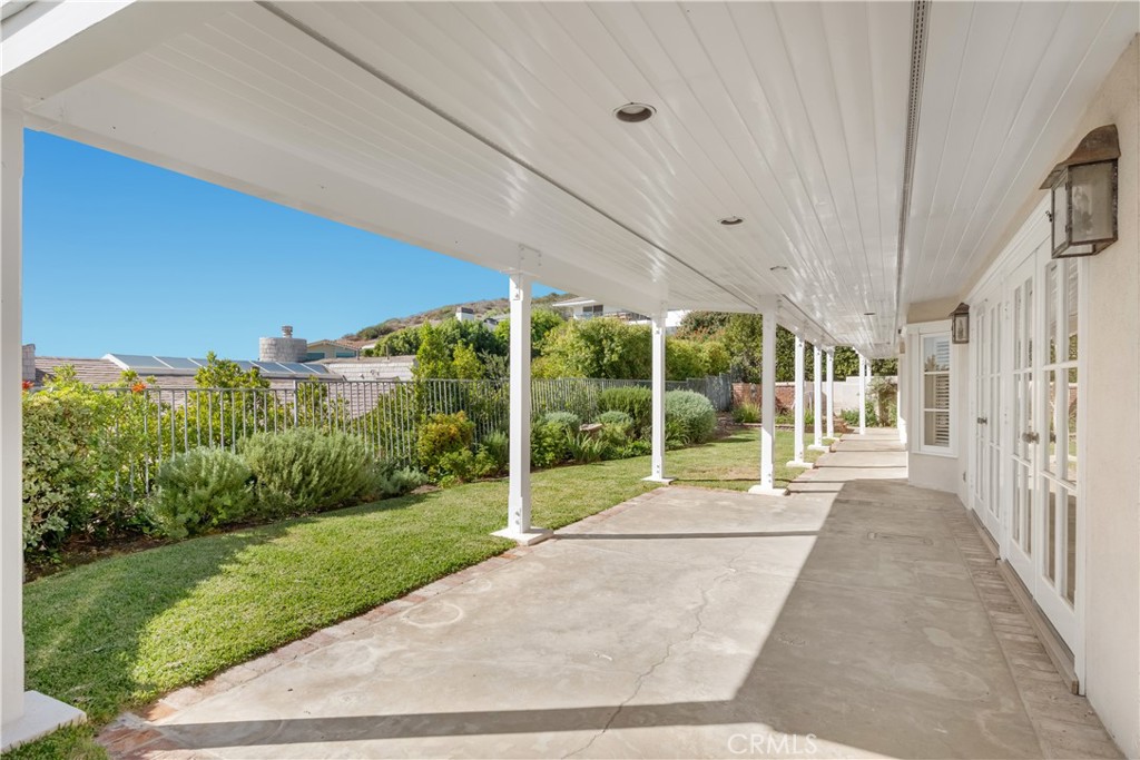 1109 Emerald Bay, Laguna Beach CA 92651 - photo 27