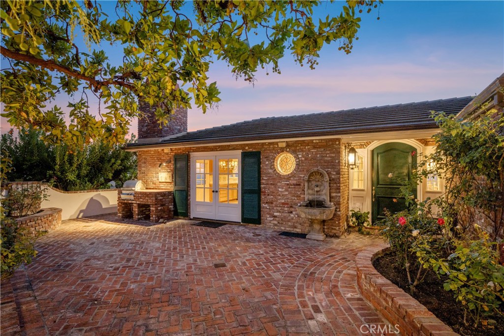 1109 Emerald Bay, Laguna Beach CA 92651 - photo 40
