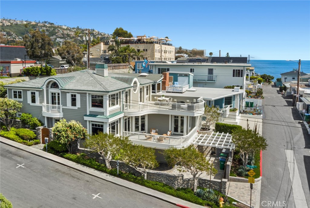 111 Brooks Street, Laguna Beach CA 92651 - photo 3