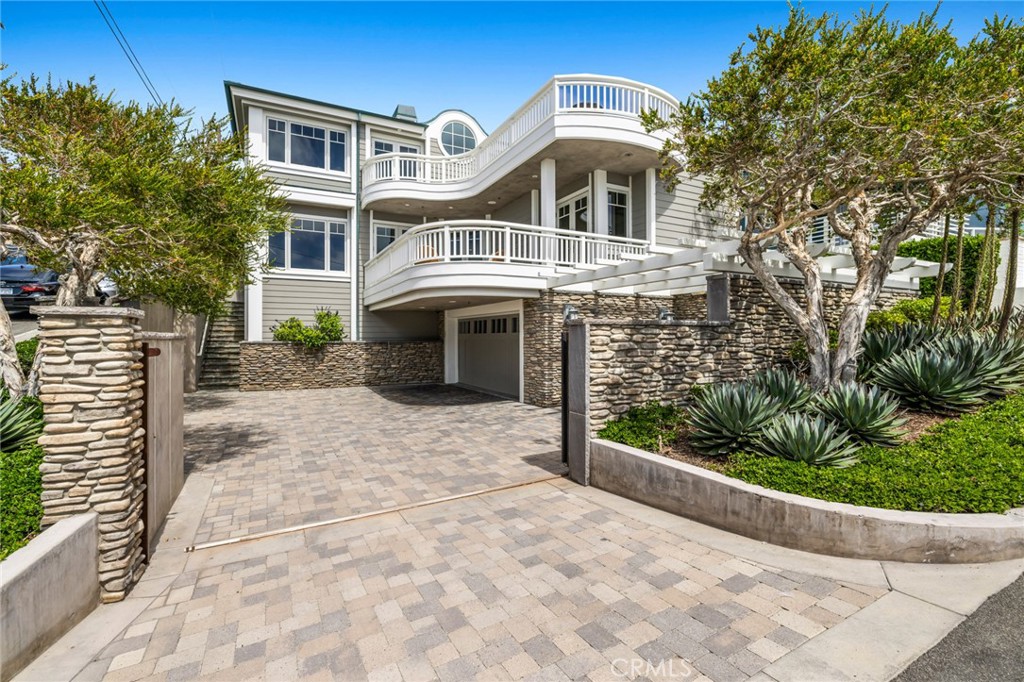 111 Brooks Street, Laguna Beach CA 92651 - photo 6