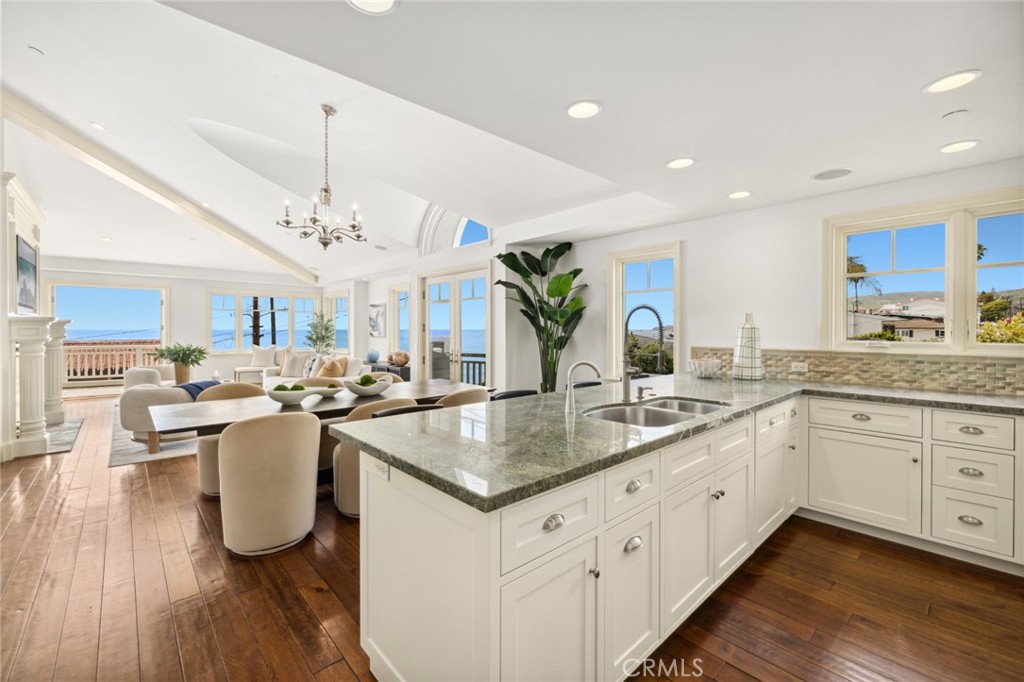 111 Brooks Street, Laguna Beach CA 92651 - photo 11