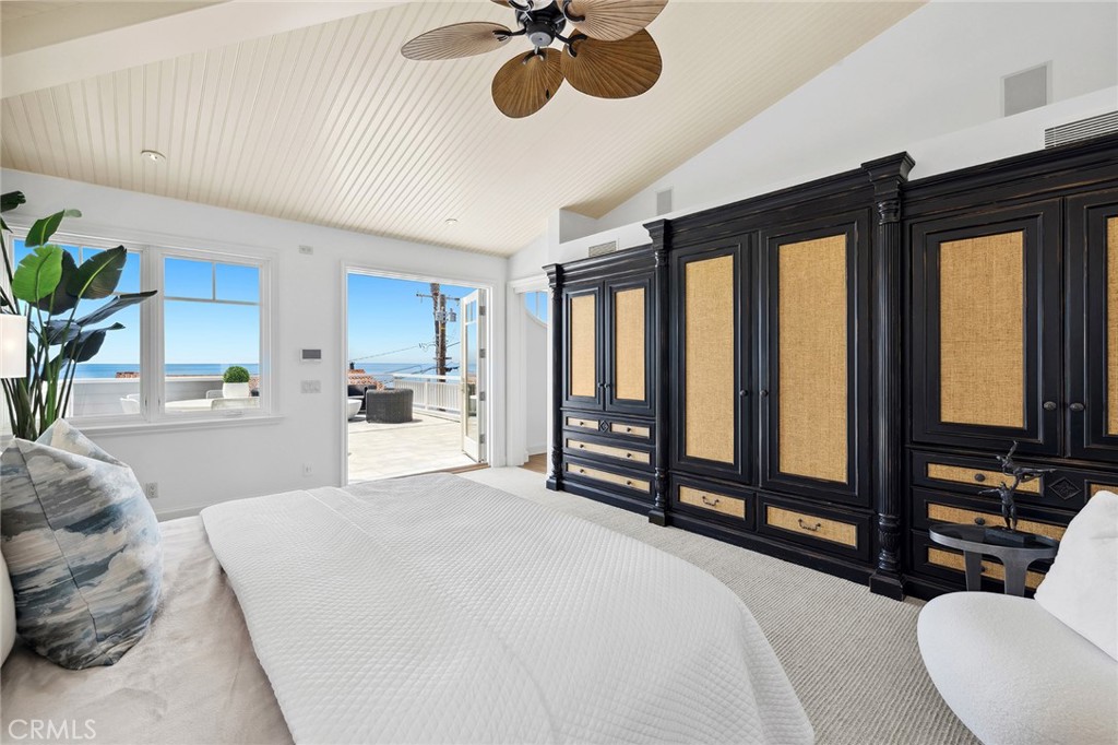 111 Brooks Street, Laguna Beach CA 92651 - photo 20