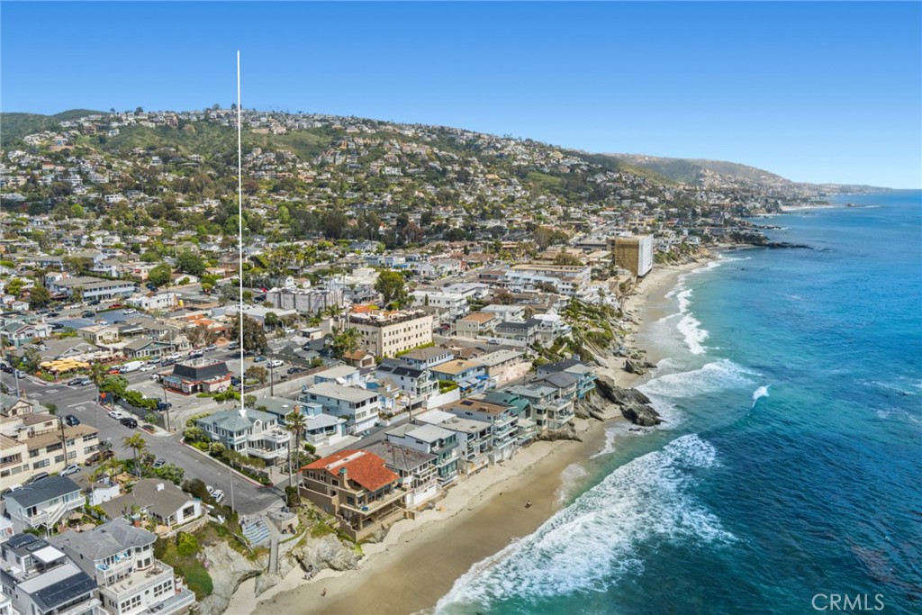 111 Brooks Street, Laguna Beach CA 92651 - photo 22