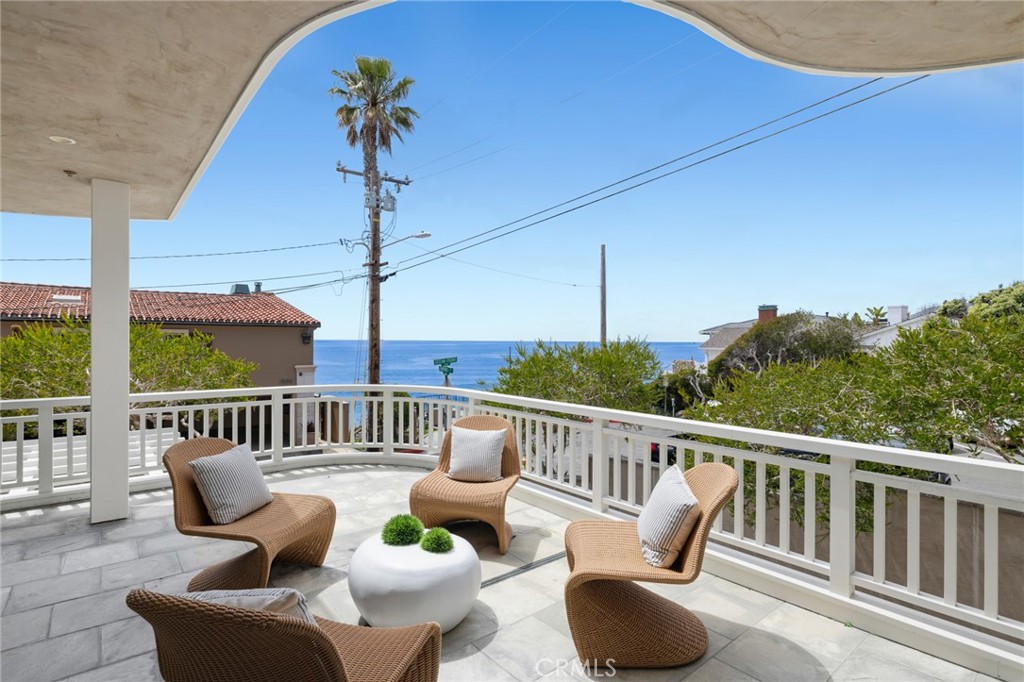 111 Brooks Street, Laguna Beach CA 92651 - photo 27