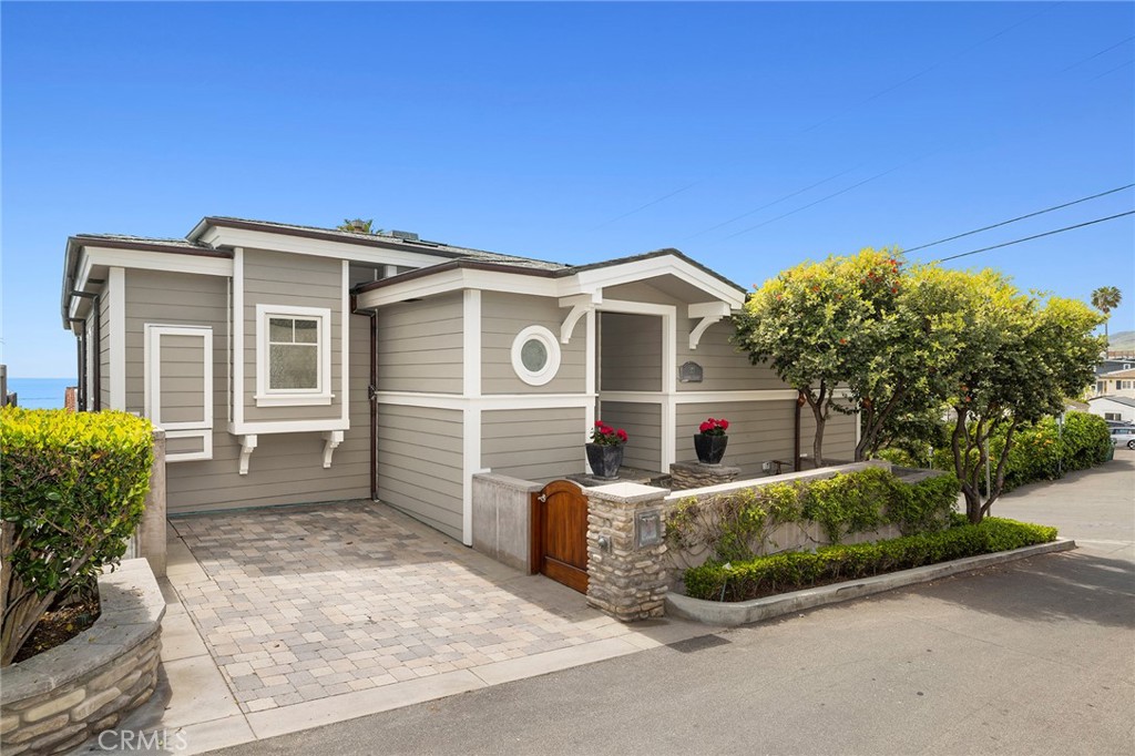 111 Brooks Street, Laguna Beach CA 92651 - photo 37