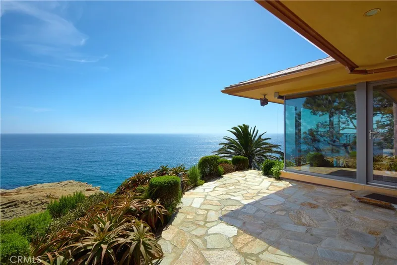 111 S La Senda Drive, Laguna Beach