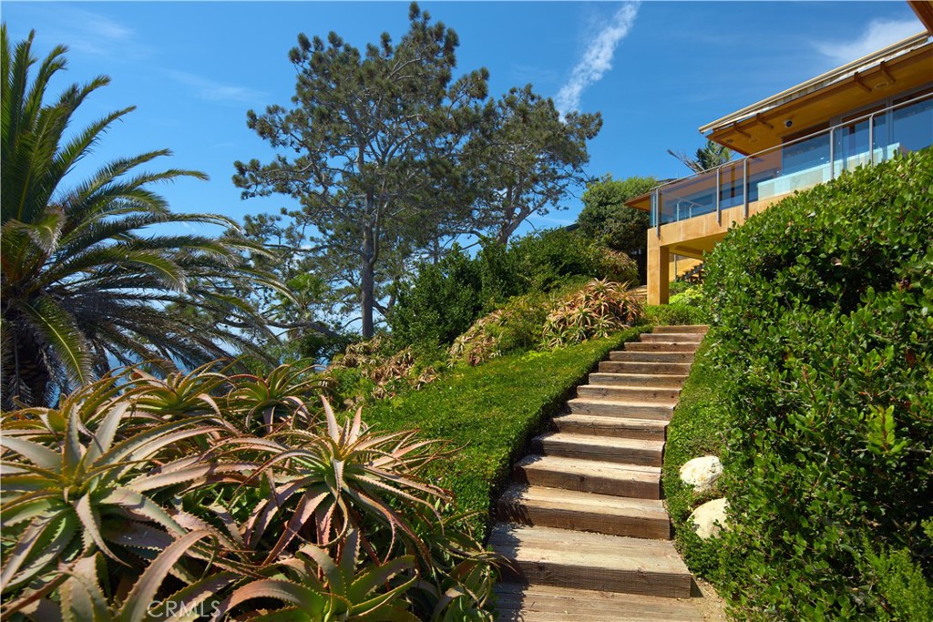 111 S La Senda Drive, Laguna Beach CA 92651 - photo 13