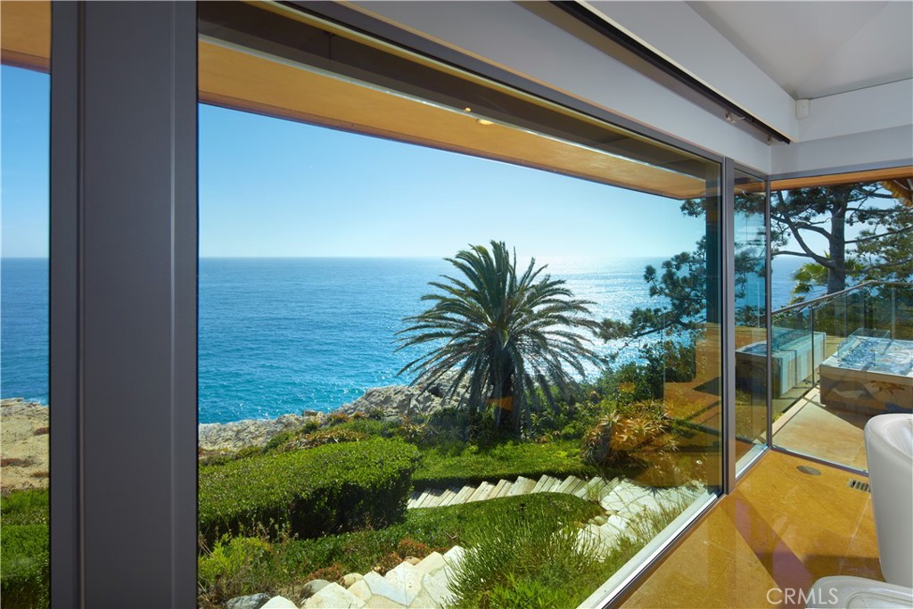 111 S La Senda Drive, Laguna Beach CA 92651 - photo 20