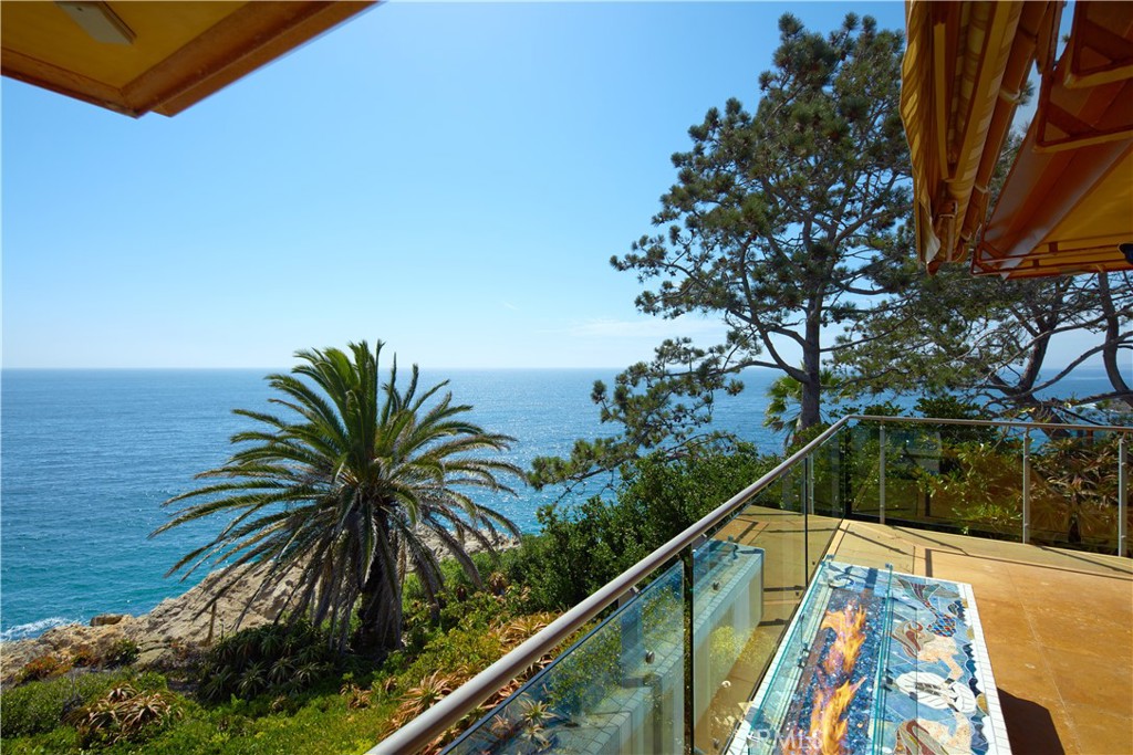 111 S La Senda Drive, Laguna Beach CA 92651 - photo 23