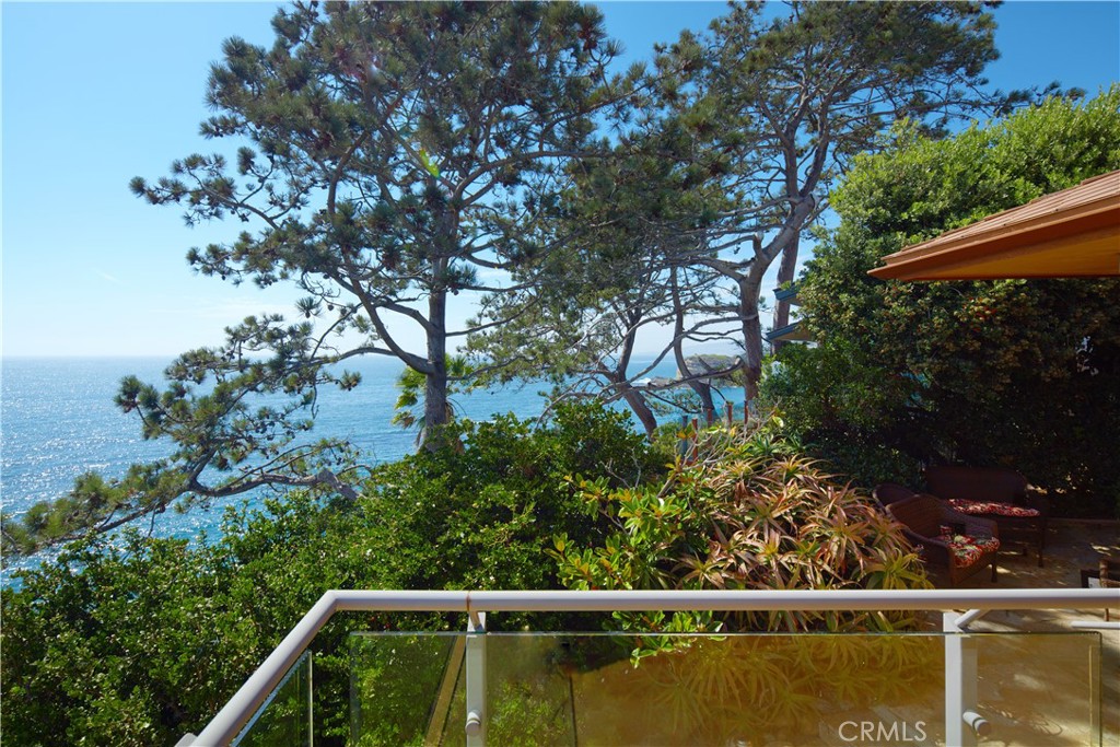 111 S La Senda Drive, Laguna Beach CA 92651 - photo 40