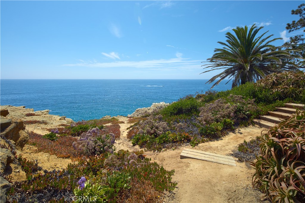 111 S La Senda Drive, Laguna Beach CA 92651 - photo 51