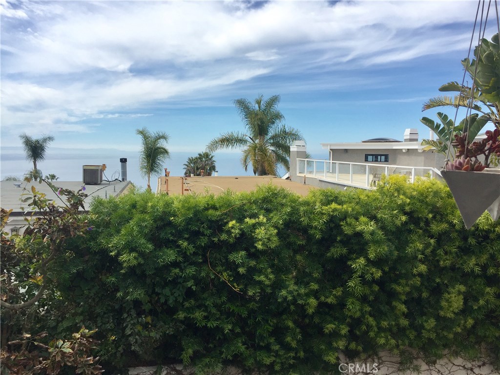 1115 Noria Street, Laguna Beach CA 92651 - photo 1