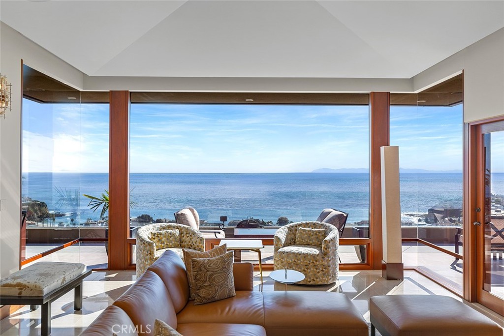 1119 Emerald Bay, Laguna Beach CA 92651 - photo 1
