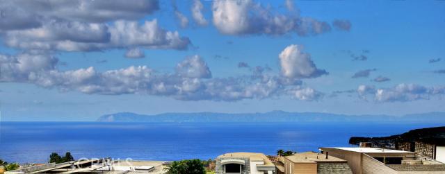 Catalina Island from the Living Room - 1122 LA MIRADA Street, Laguna Beach CA 92651 - photo 1