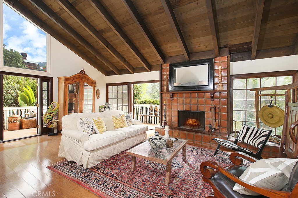 1125 Keller Way, Laguna Beach CA 92651 - photo 1
