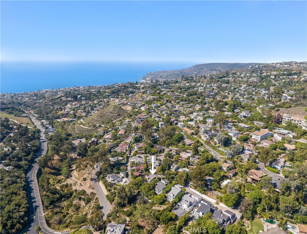 1125 Keller Way, Laguna Beach CA 92651 - photo 2