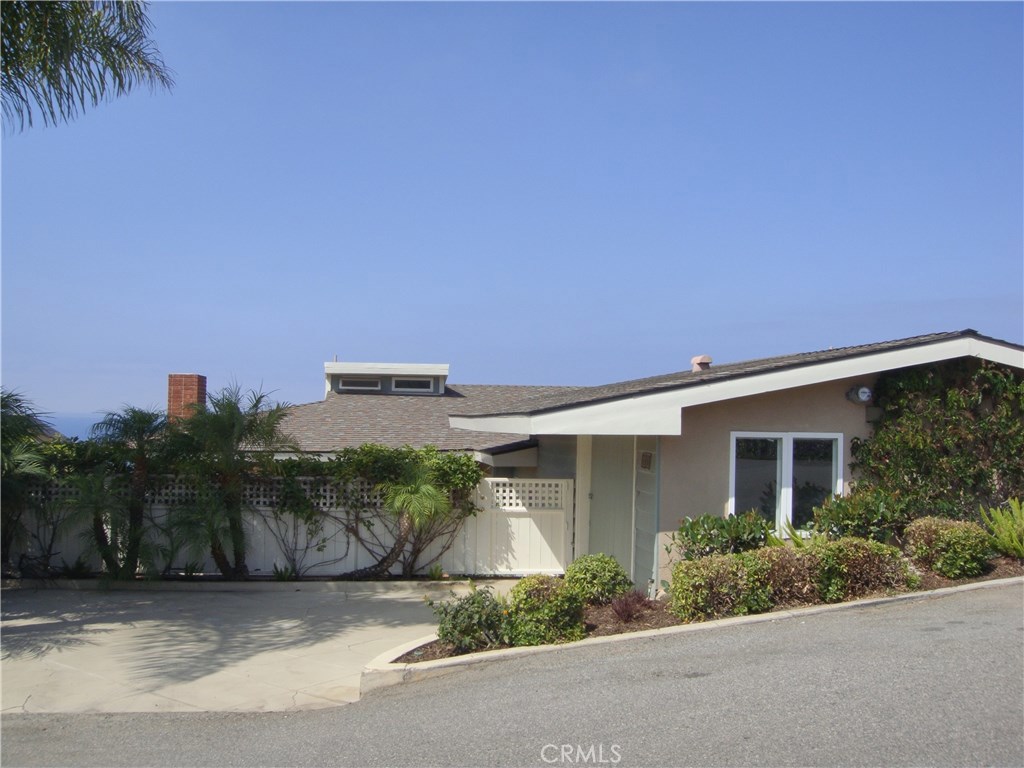 1131 Canyon View Drive, Laguna Beach CA 92651 - photo 1
