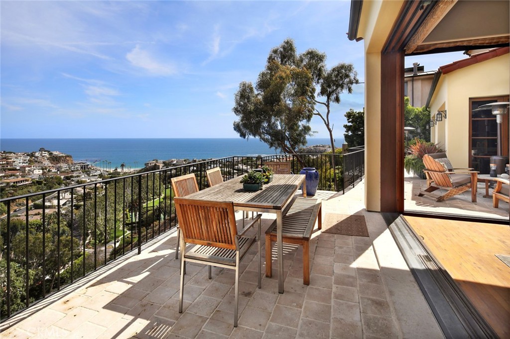 1131 Emerald Bay, Laguna Beach CA 92651 - photo 5