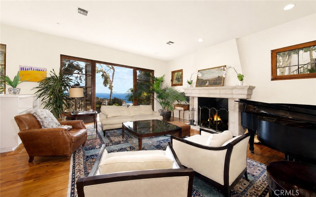 1131 Emerald Bay, Laguna Beach CA 92651 - photo 16