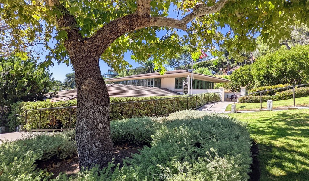 1131 Emerald Bay, Laguna Beach CA 92651 - photo 39