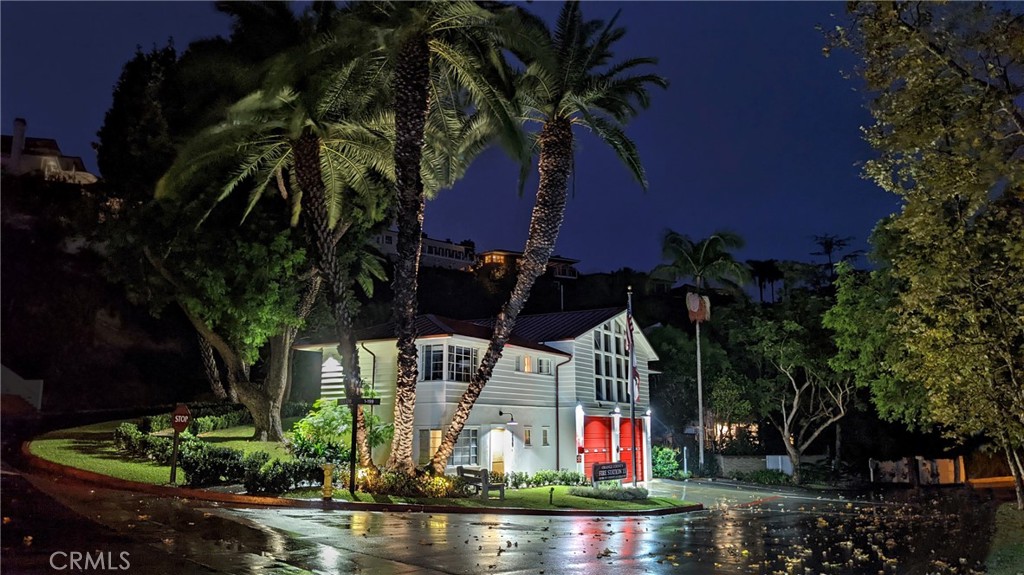 1131 Emerald Bay, Laguna Beach CA 92651 - photo 41