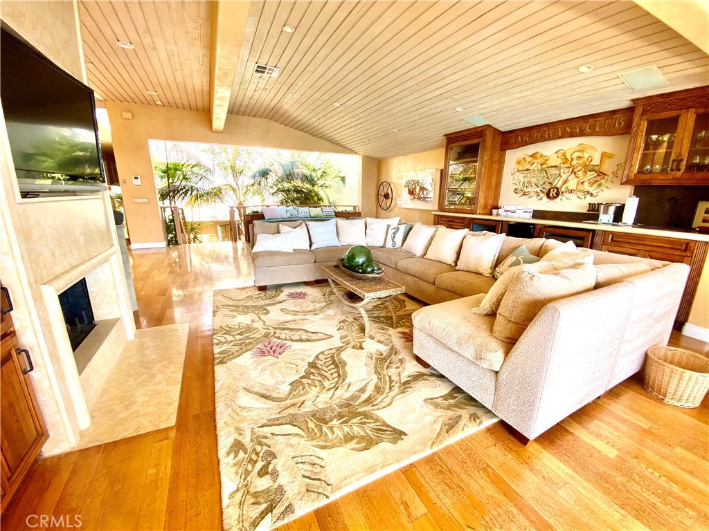 1137 Marine Drive, Laguna Beach CA 92651 - photo 7