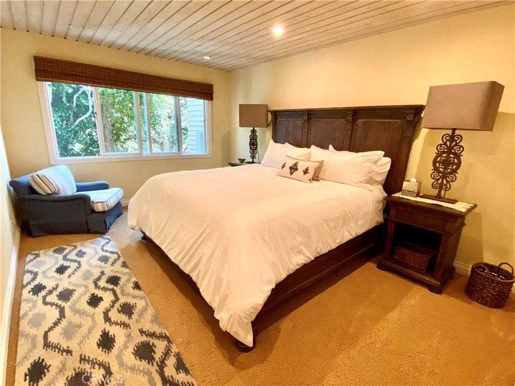 1137 Marine Drive, Laguna Beach CA 92651 - photo 21