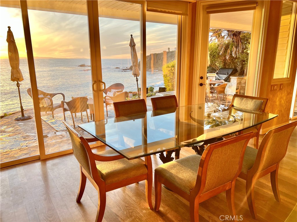1137 Marine Drive, Laguna Beach CA 92651 - photo 10