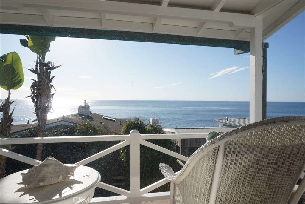1139 Gaviota Drive A, Laguna Beach CA 92651 - photo 1