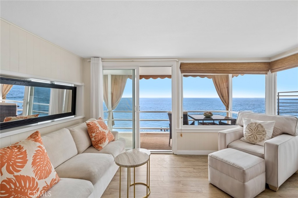 1139 Gaviota Drive, Laguna Beach CA 92651 - photo 3