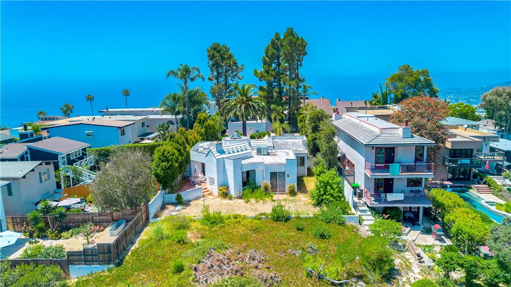 1140 Noria Street, Laguna Beach CA 92651 - photo 1