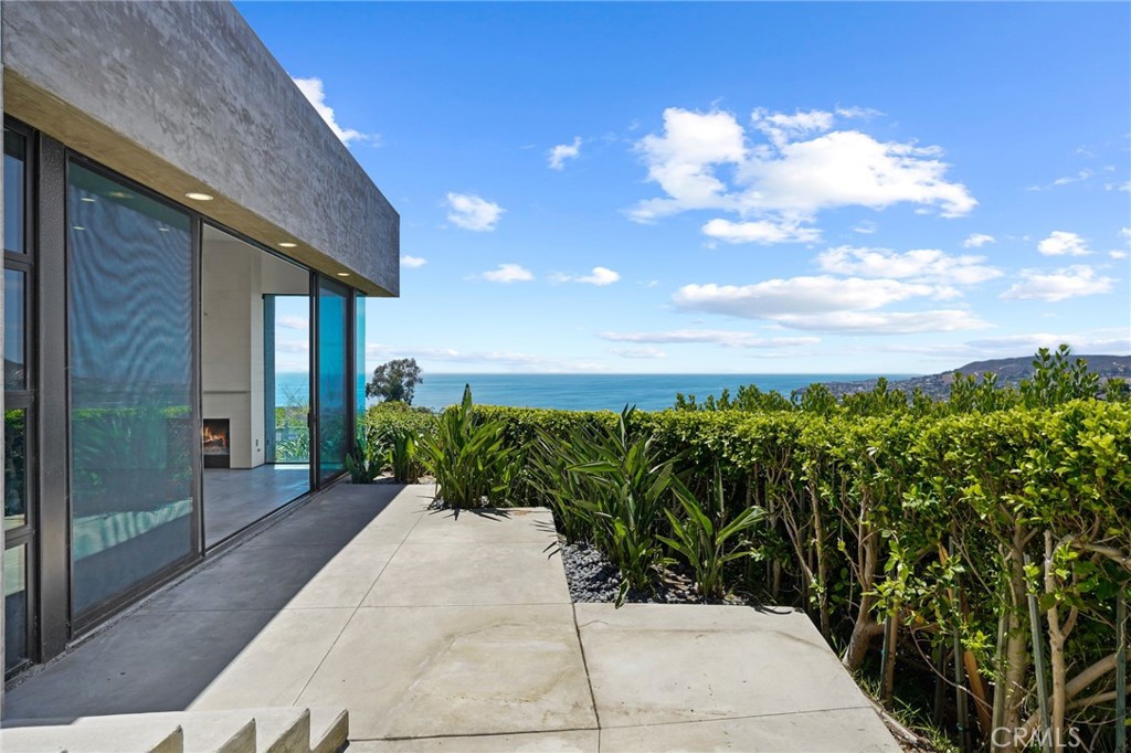 1141 Summit Place, Laguna Beach CA 92651 - photo 1