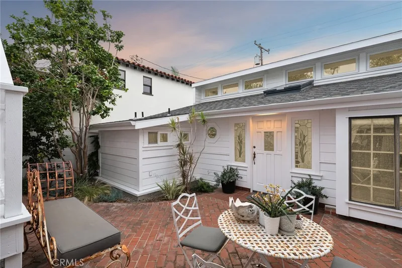 1143 Catalina Street, Laguna Beach
