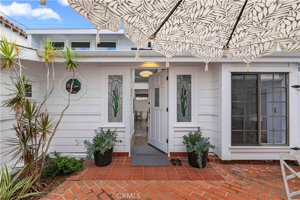 welcome home - 1143 Catalina Street, Laguna Beach CA 92651 - photo 2