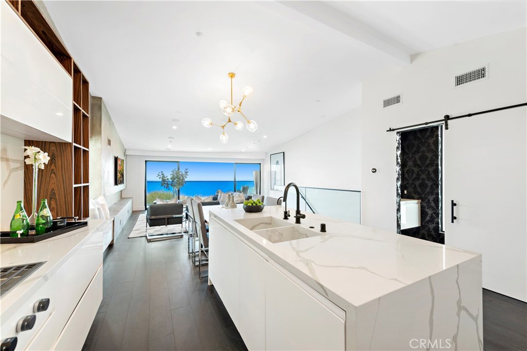 1147 Miramar Street, Laguna Beach CA 92651 - photo 1