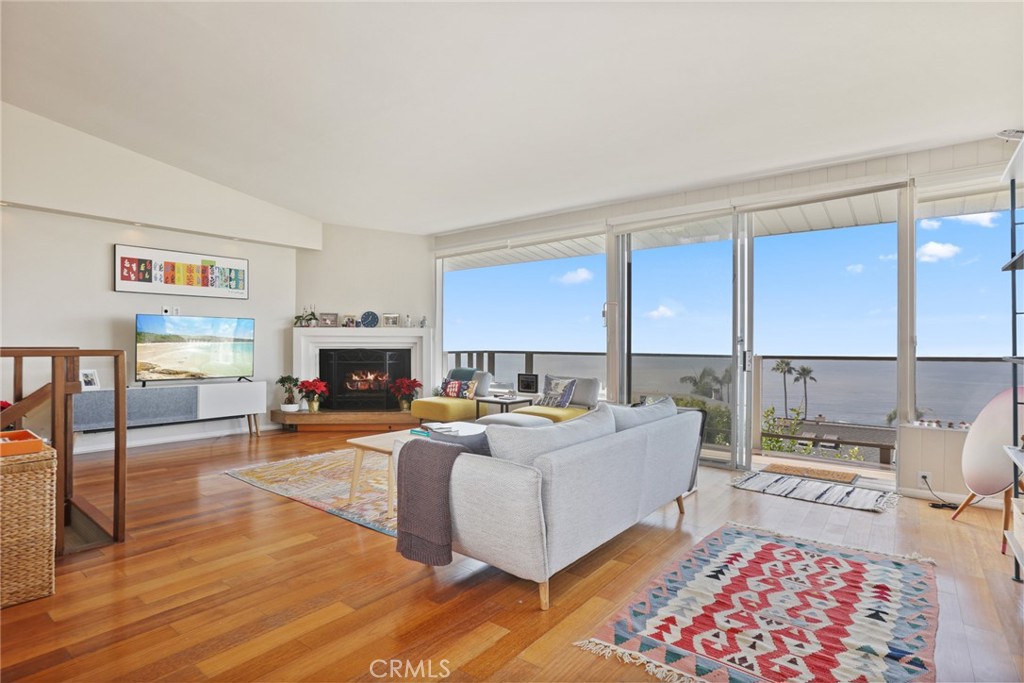 1151 La Mirada, Laguna Beach CA 92651 - photo 4