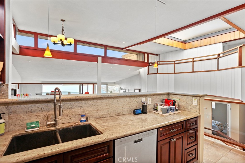 1151 La Mirada, Laguna Beach CA 92651 - photo 8