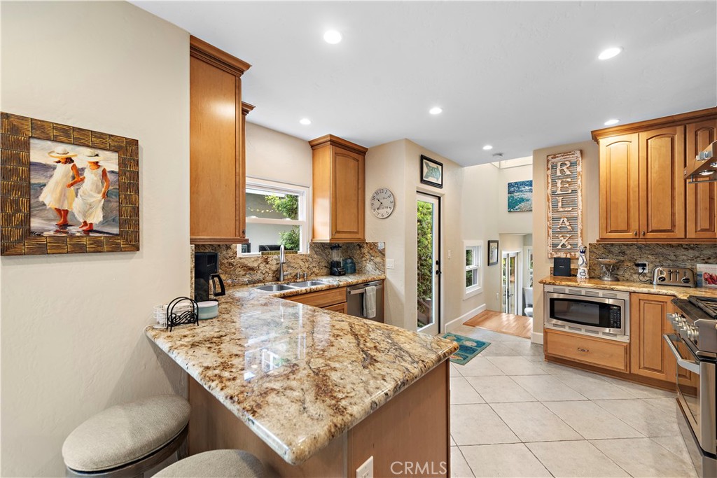 1155 Catalina, Laguna Beach CA 92651 - photo 10