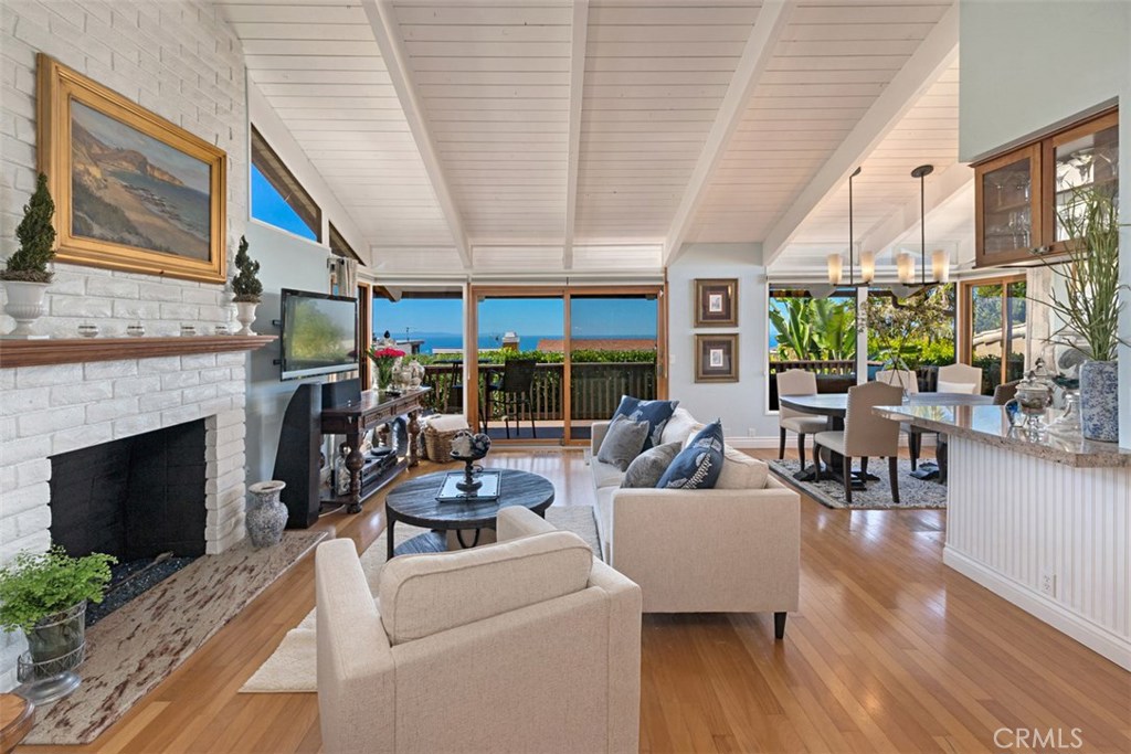 1159 Noria Street, Laguna Beach CA 92651 - photo 1